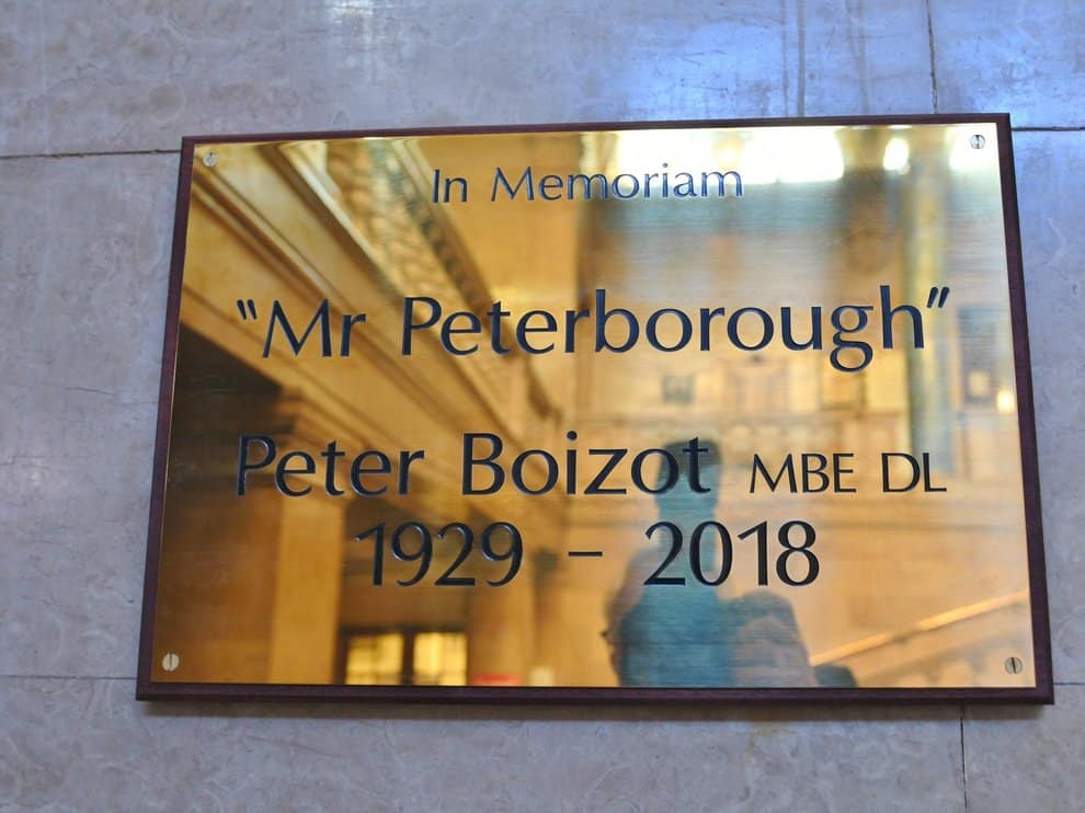 Peter Boizot plaque