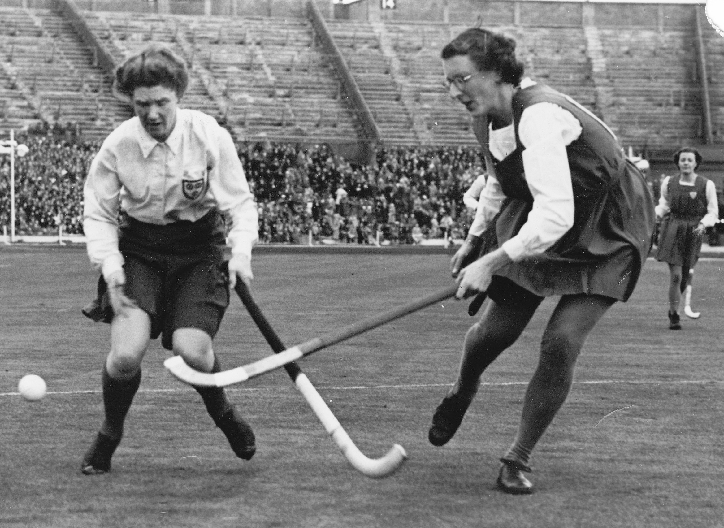 1958 Eng v Scot Wembley Biddy Birgum Jean Calder